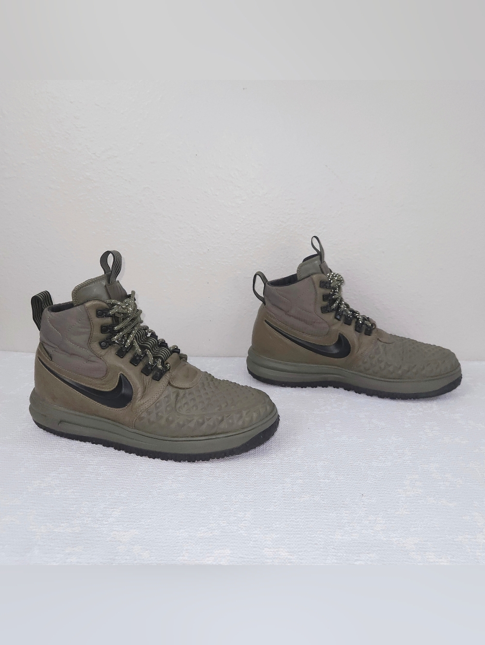 NIKE Lunar Air Force 1 Duckboot 17 Men's US 10 Olive Green Lace-Up Sneaker Boots